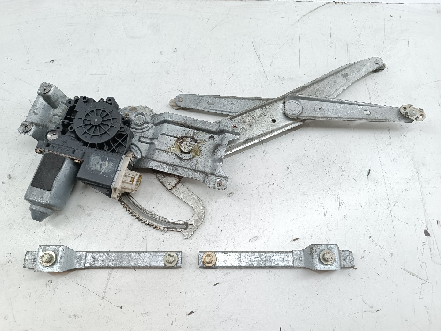 Motor e elevador de vidro frente direito OPEL CORSA B (S93) | 93 - 02