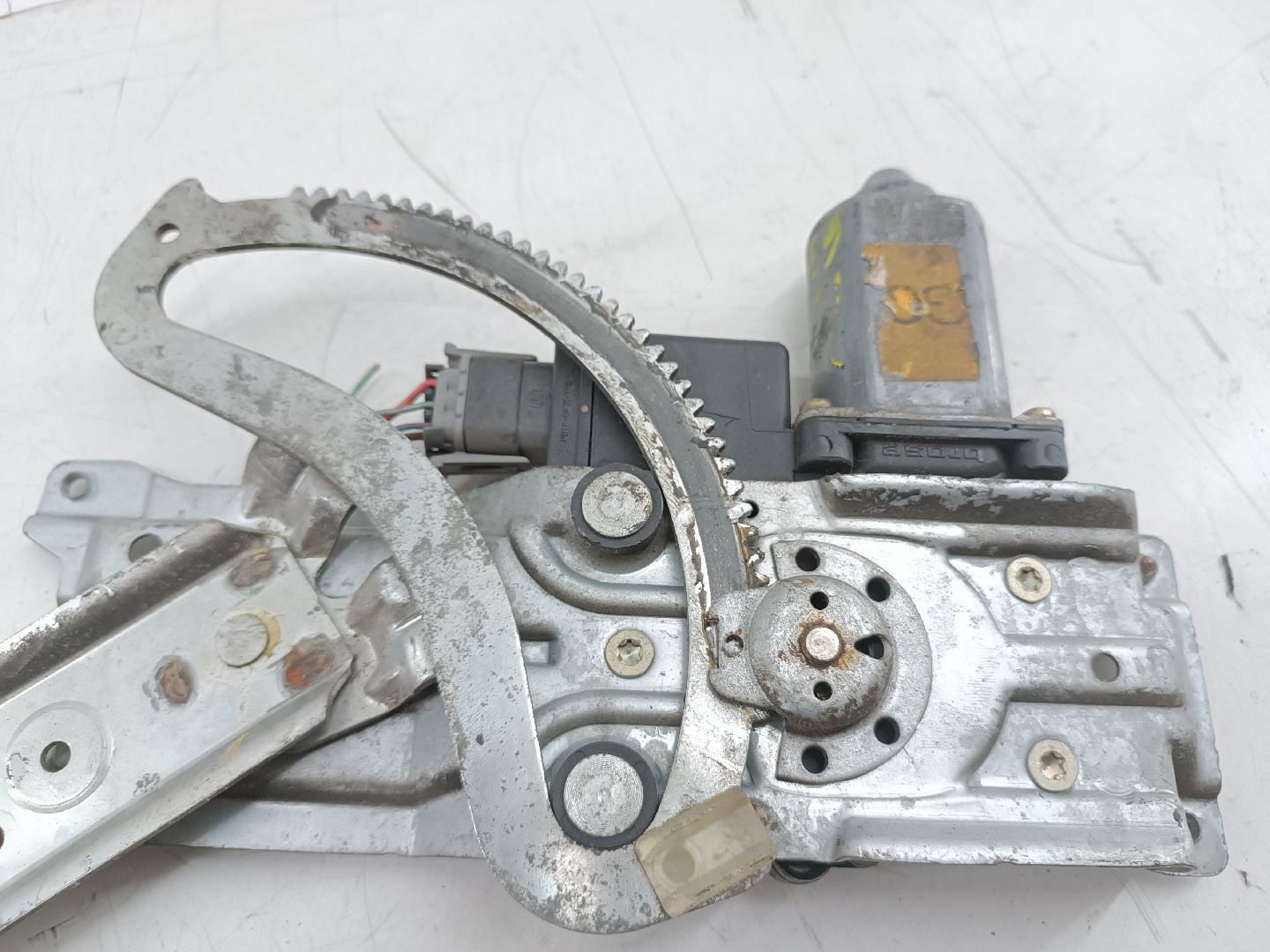 Motor e elevador de vidro frente esquerdo OPEL CORSA B (S93) | 93 - 02 Imagem-4