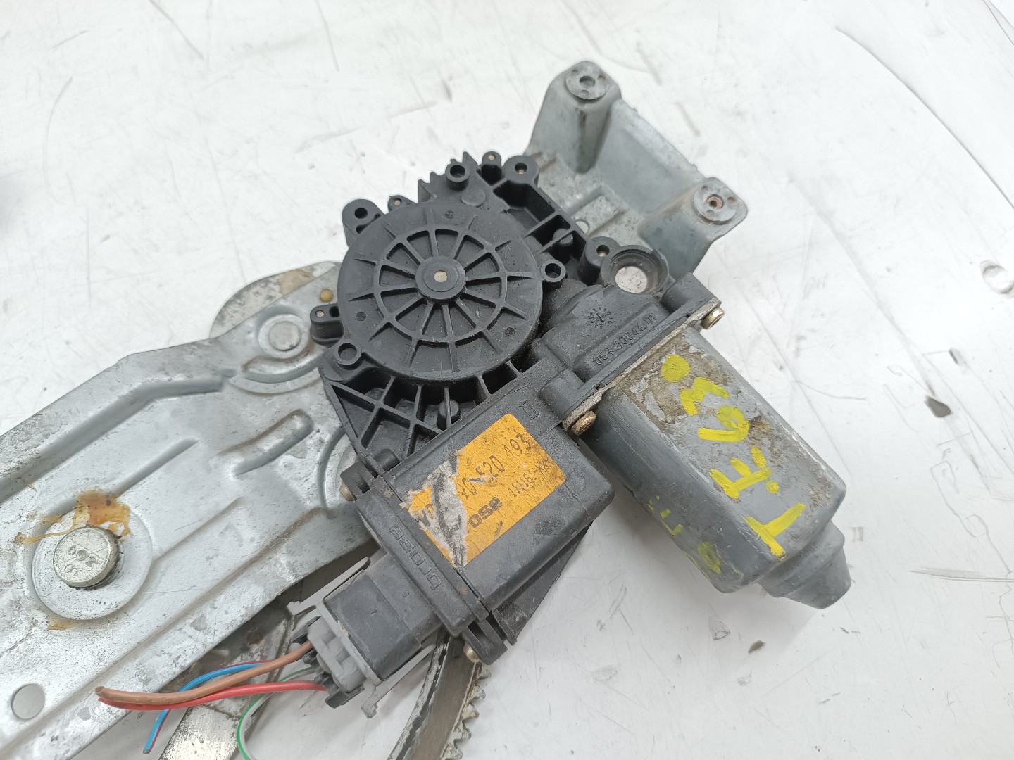Motor e elevador de vidro frente esquerdo OPEL CORSA B (S93) | 93 - 02 Imagem-3