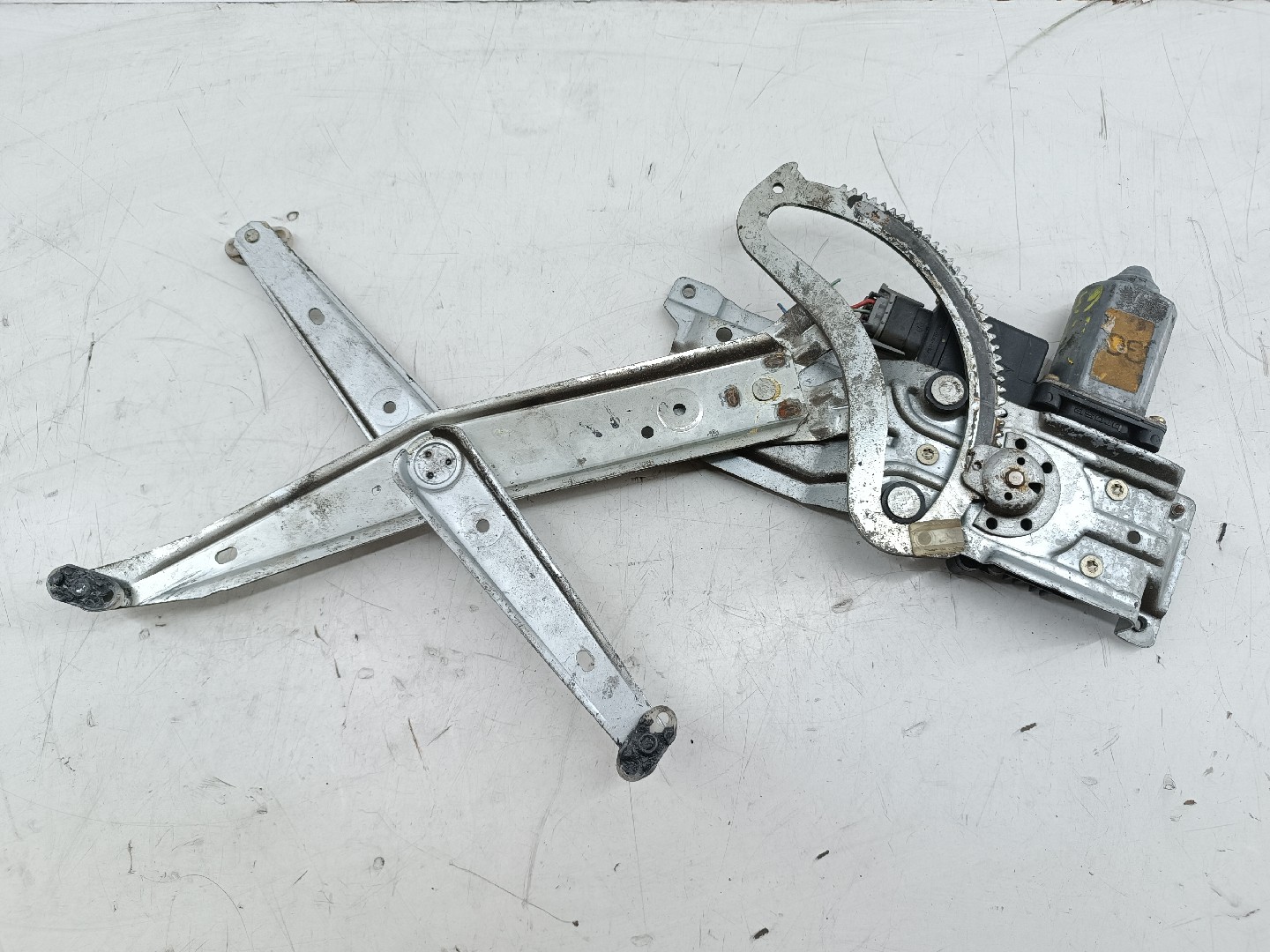Motor e elevador de vidro frente esquerdo OPEL CORSA B (S93) | 93 - 02 Imagem-5
