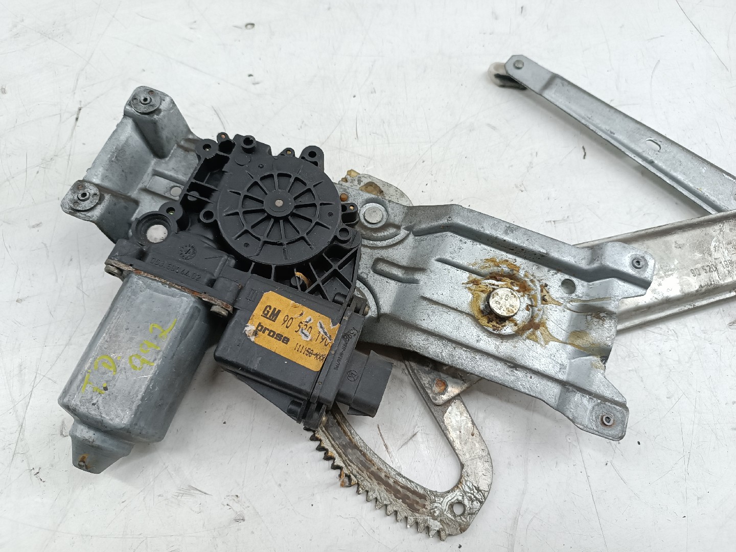 Motor e elevador de vidro frente direito OPEL CORSA B Caixa (S93) | 94 - 01 Imagem-3