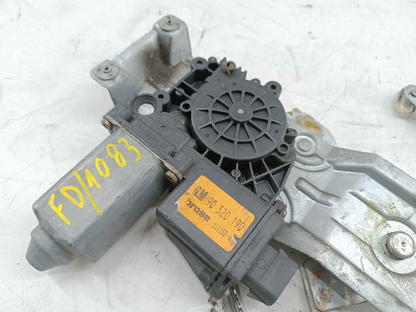 Motor e elevador de vidro frente direito OPEL CORSA B Caixa (S93) | 94 - 01 Imagem-3