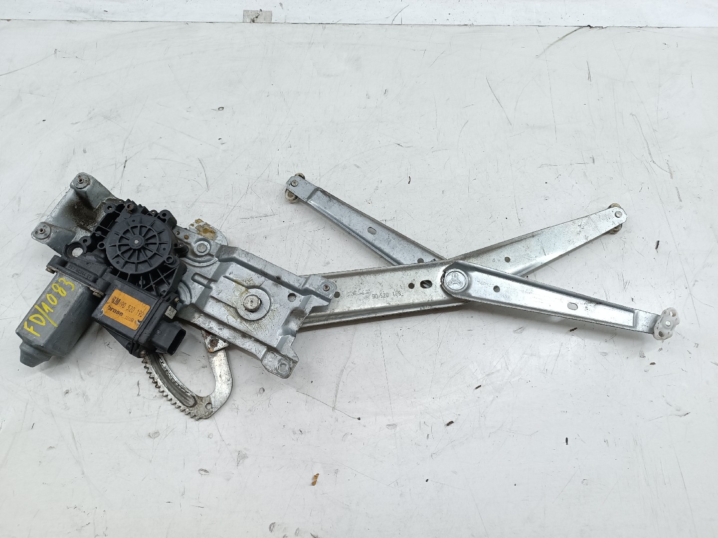 Motor e elevador de vidro frente direito OPEL CORSA B Caixa (S93) | 94 - 01