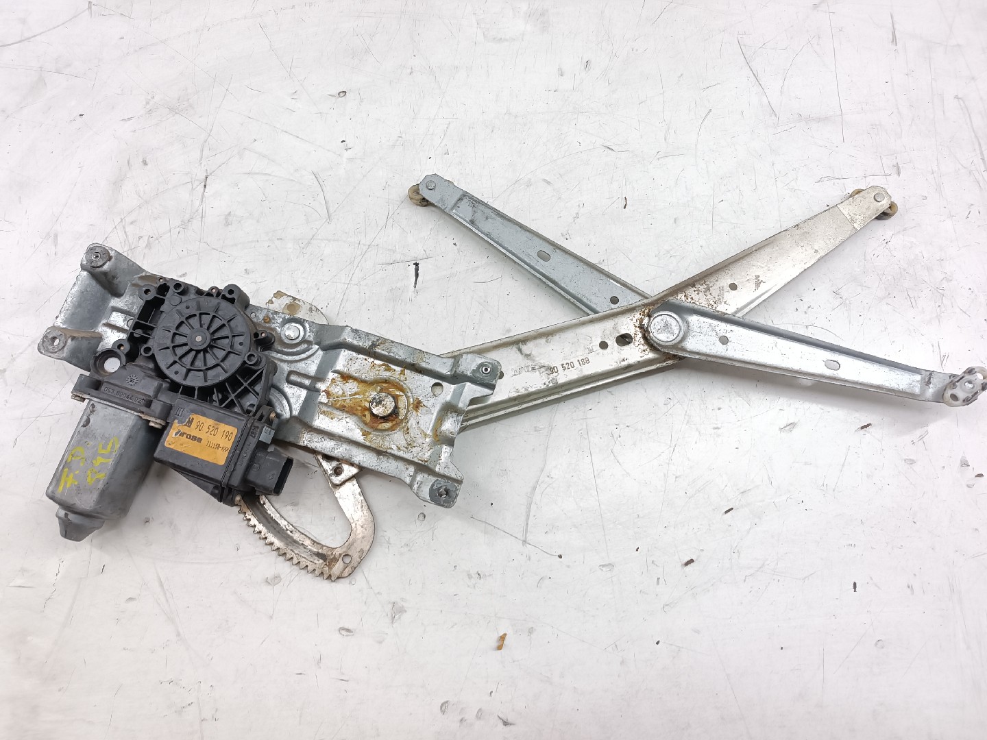 Motor e elevador de vidro frente direito OPEL CORSA B (S93) | 93 - 02