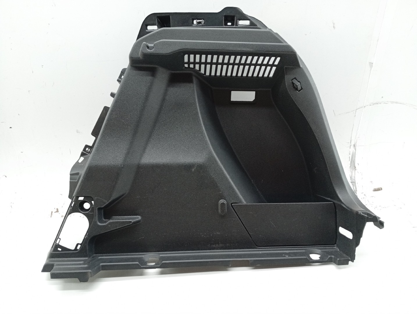 Acabamento de mala PEUGEOT 2008 II (U_) | 19 - 