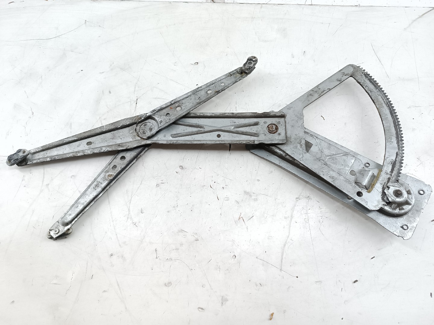 Elevador Frente Esquerdo Manual OPEL CORSA B Caixa (S93) | 94 - 01 Imagem-6