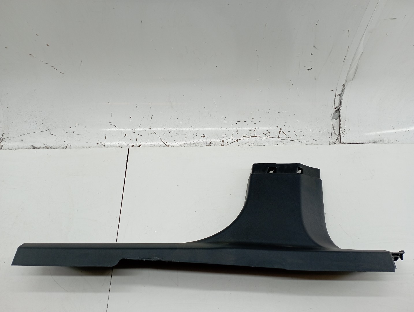 Moldura de pilar B direita PEUGEOT 2008 II (U_) | 19 - 