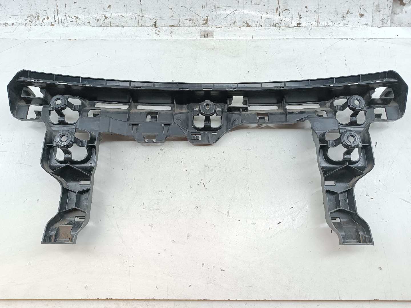 Suporte de montagem de para-choques BMW 1 (F40) | 19 - 