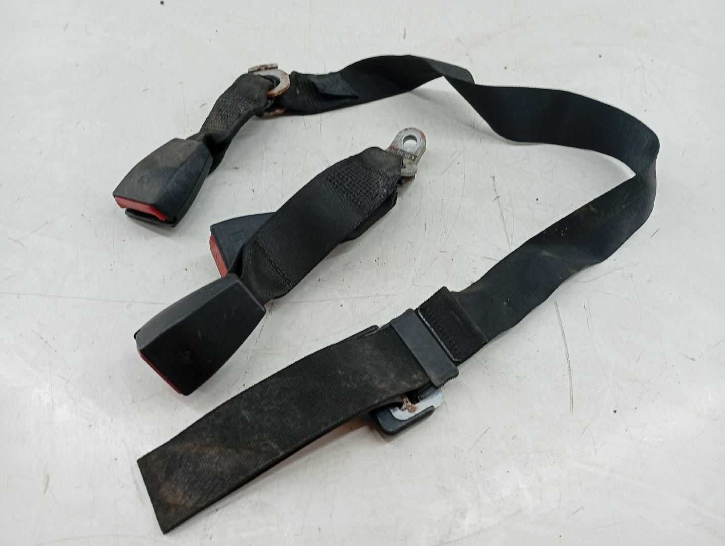Encaixe cinto traseiro BMW 3 Coupé (E46) | 98 - 06