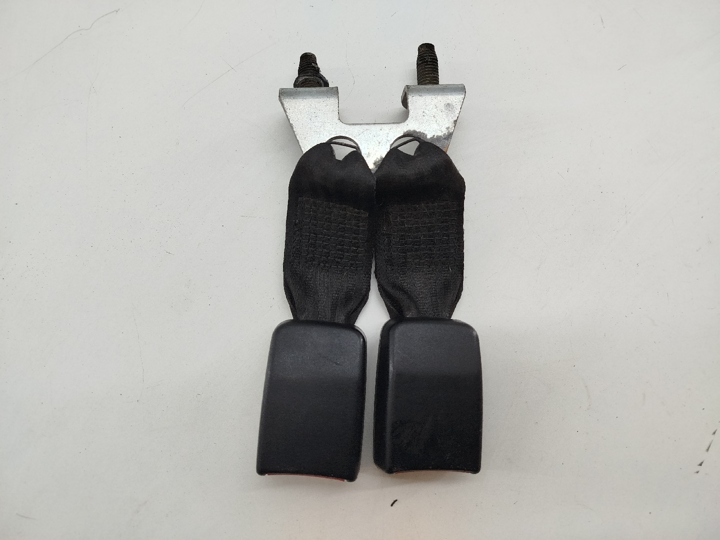 Encaixe cinto traseiro FORD FIESTA V (JH_, JD_) | 01 - 14 Imagem-2
