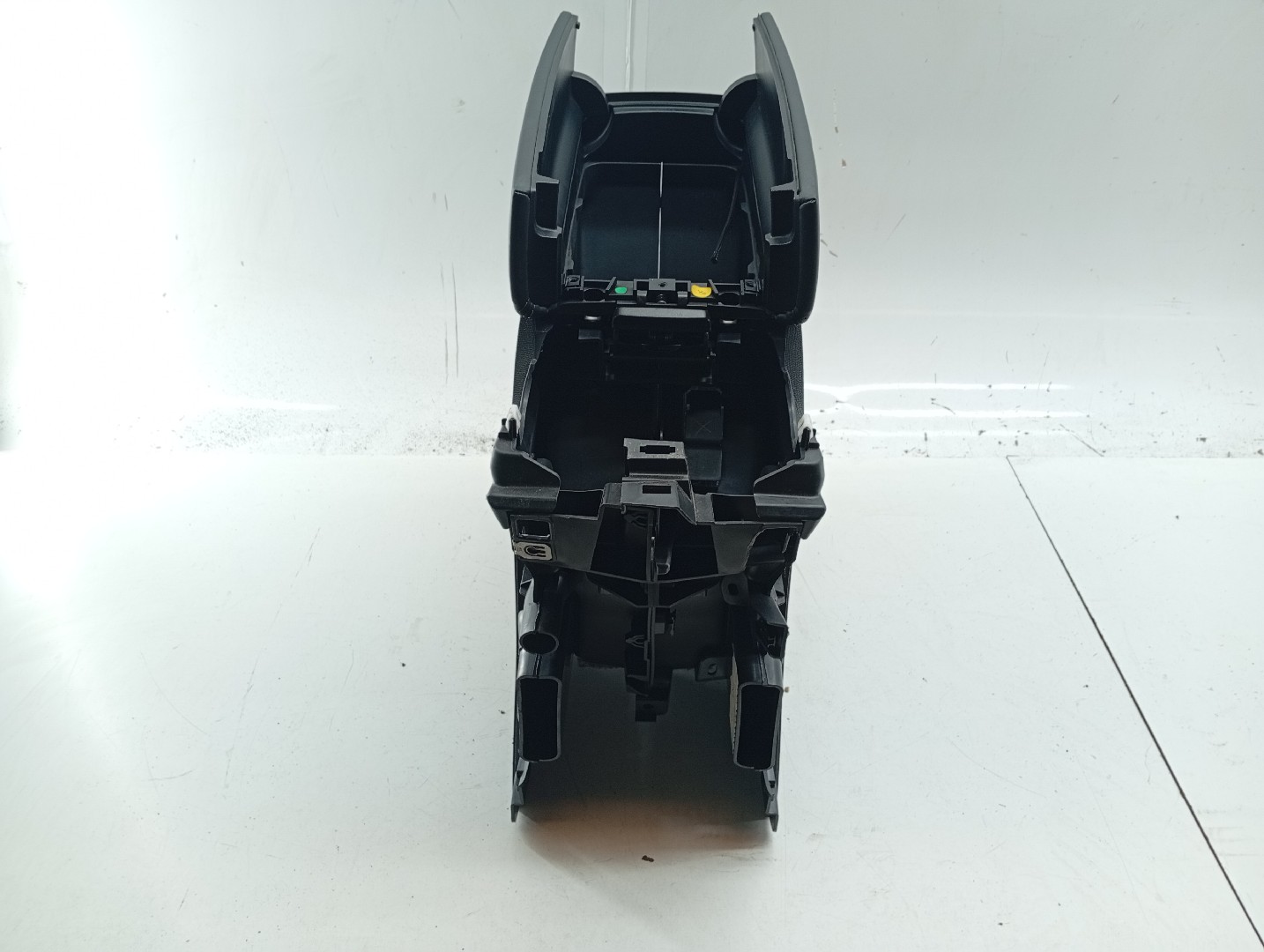 Apoio de braço PEUGEOT 3008 SUV (M_) | 16 -  Imagem-4