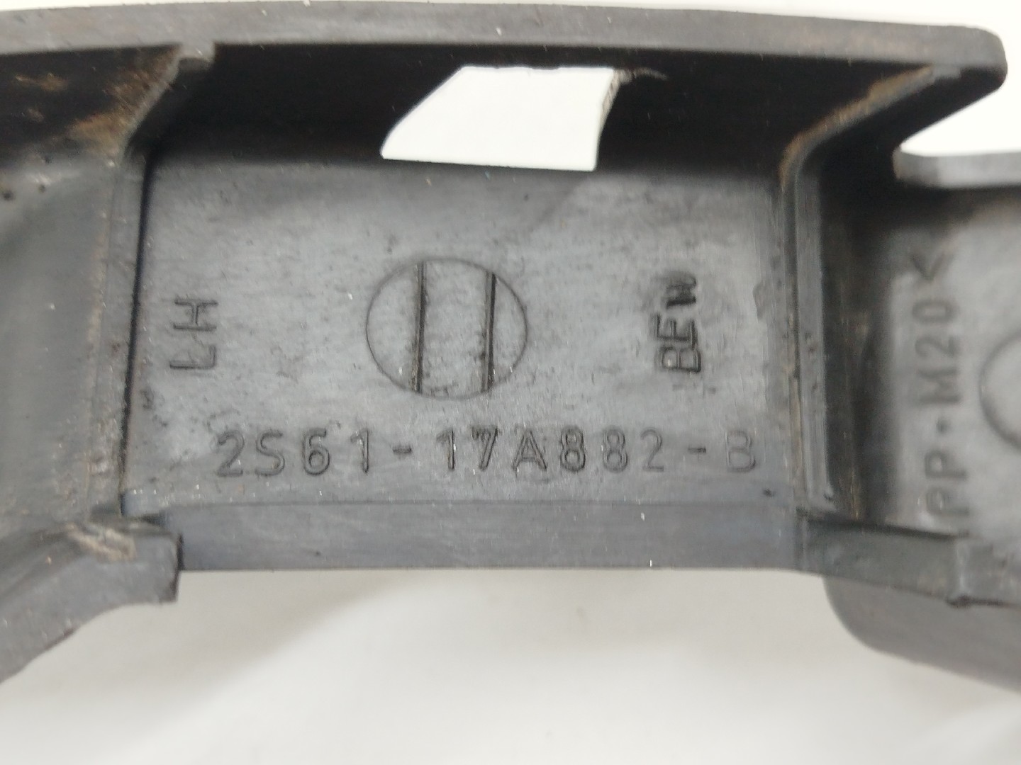 Suporte de montagem de para-choques FORD FIESTA V (JH_, JD_) | 01 - 14 Imagem-3