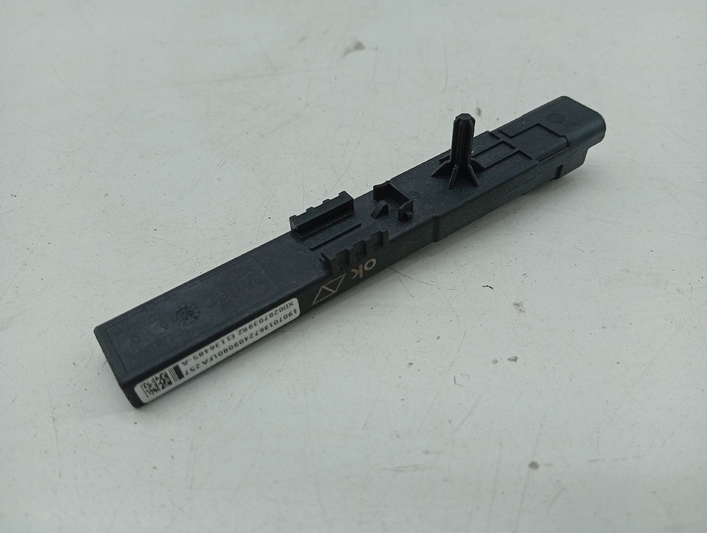 Amplificador de antena PEUGEOT 508 II (FB_, FH_, F3_) | 18 - 