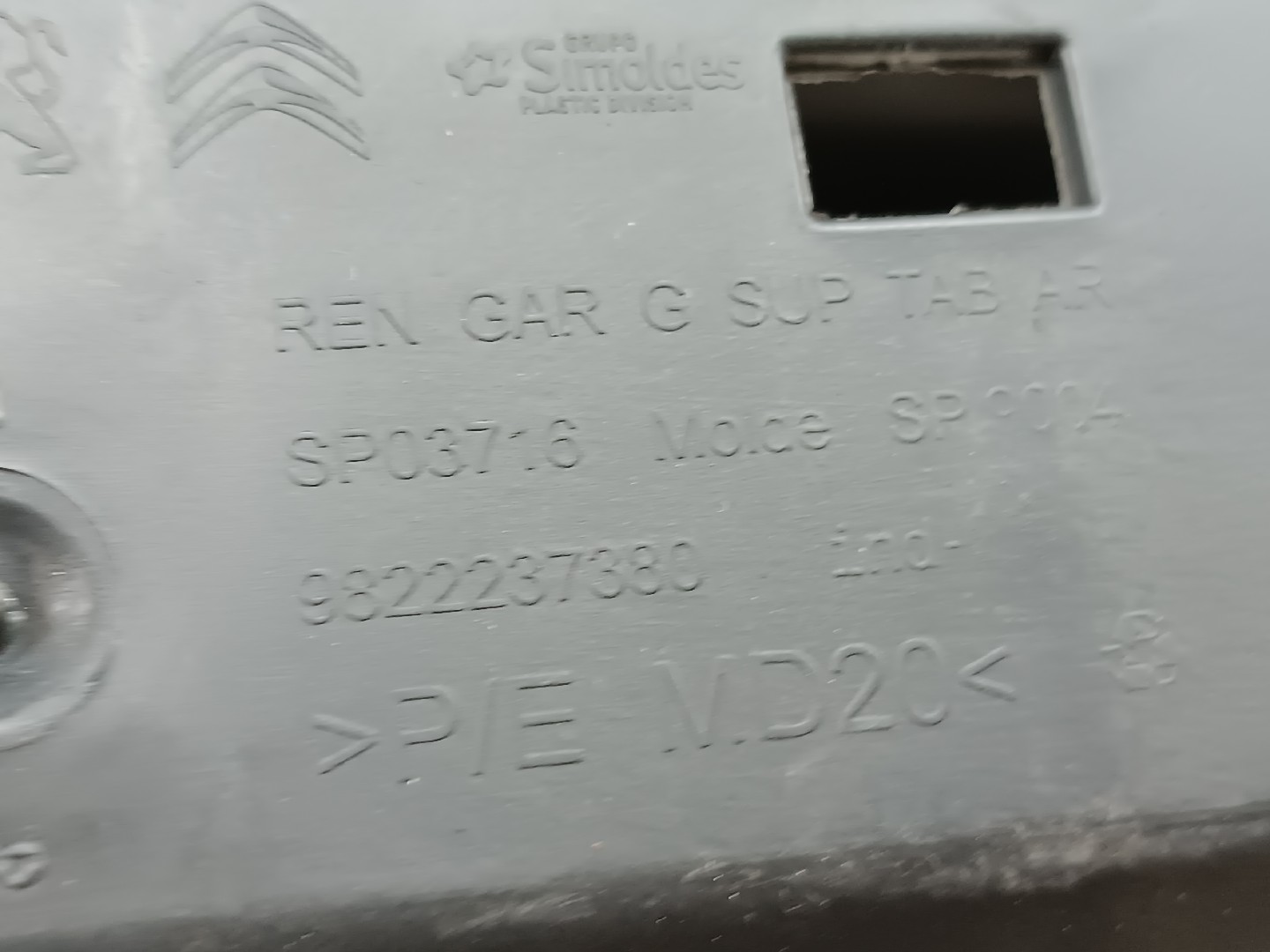 Acabamento de mala PEUGEOT 508 SW II (FC_, FJ_, F4_) | 18 -  Imagem-3