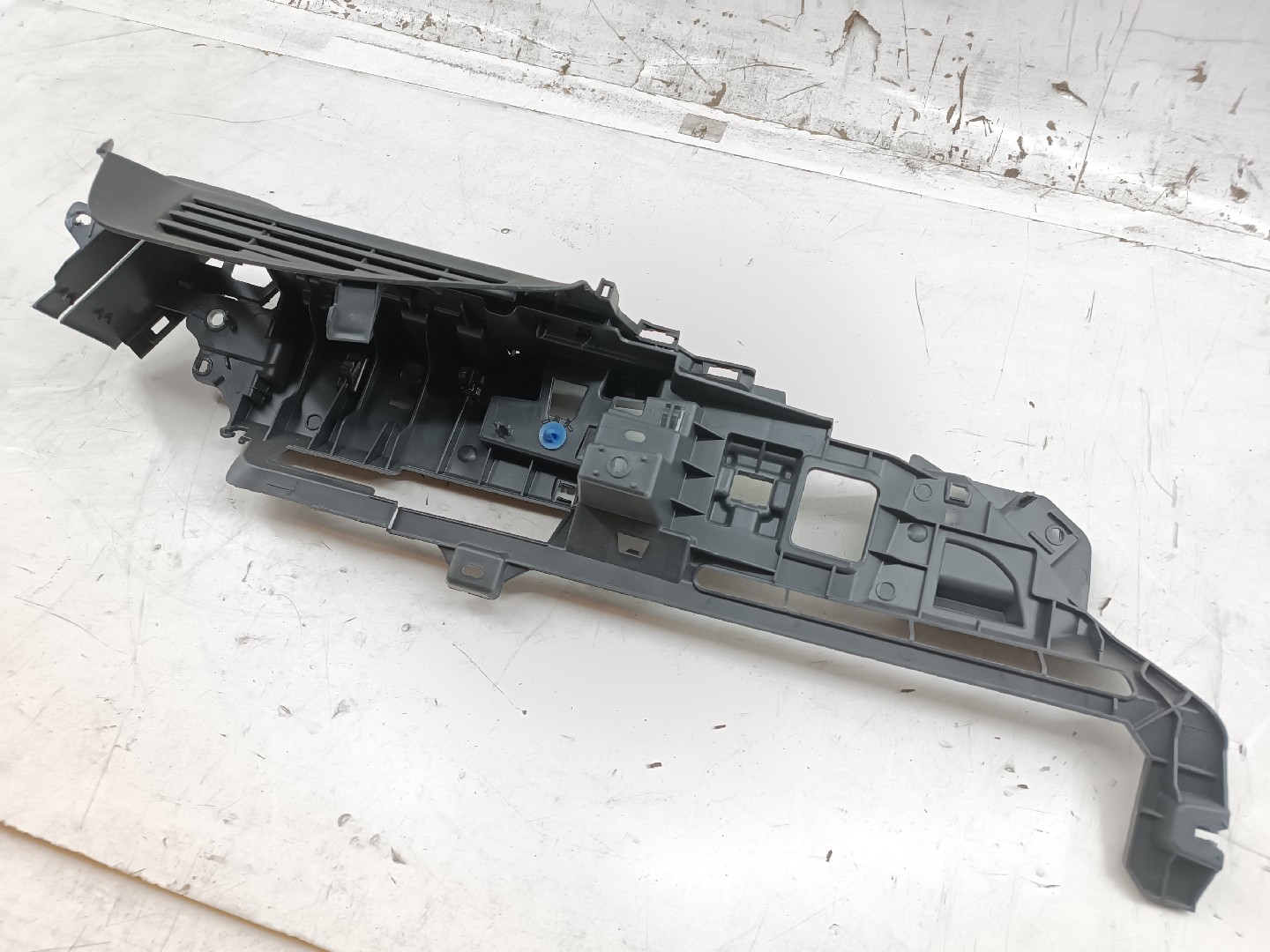 Acabamento de mala PEUGEOT 508 SW II (FC_, FJ_, F4_) | 18 -  Imagem-9