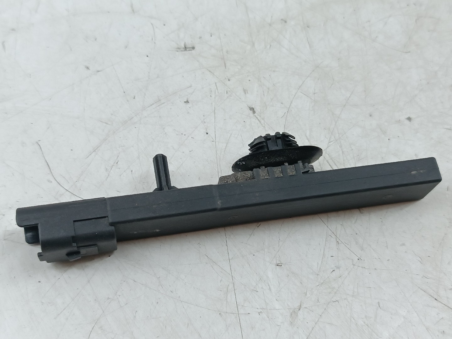 Amplificador de antena PEUGEOT 508 II (FB_, FH_, F3_) | 18 -  Imagem-2