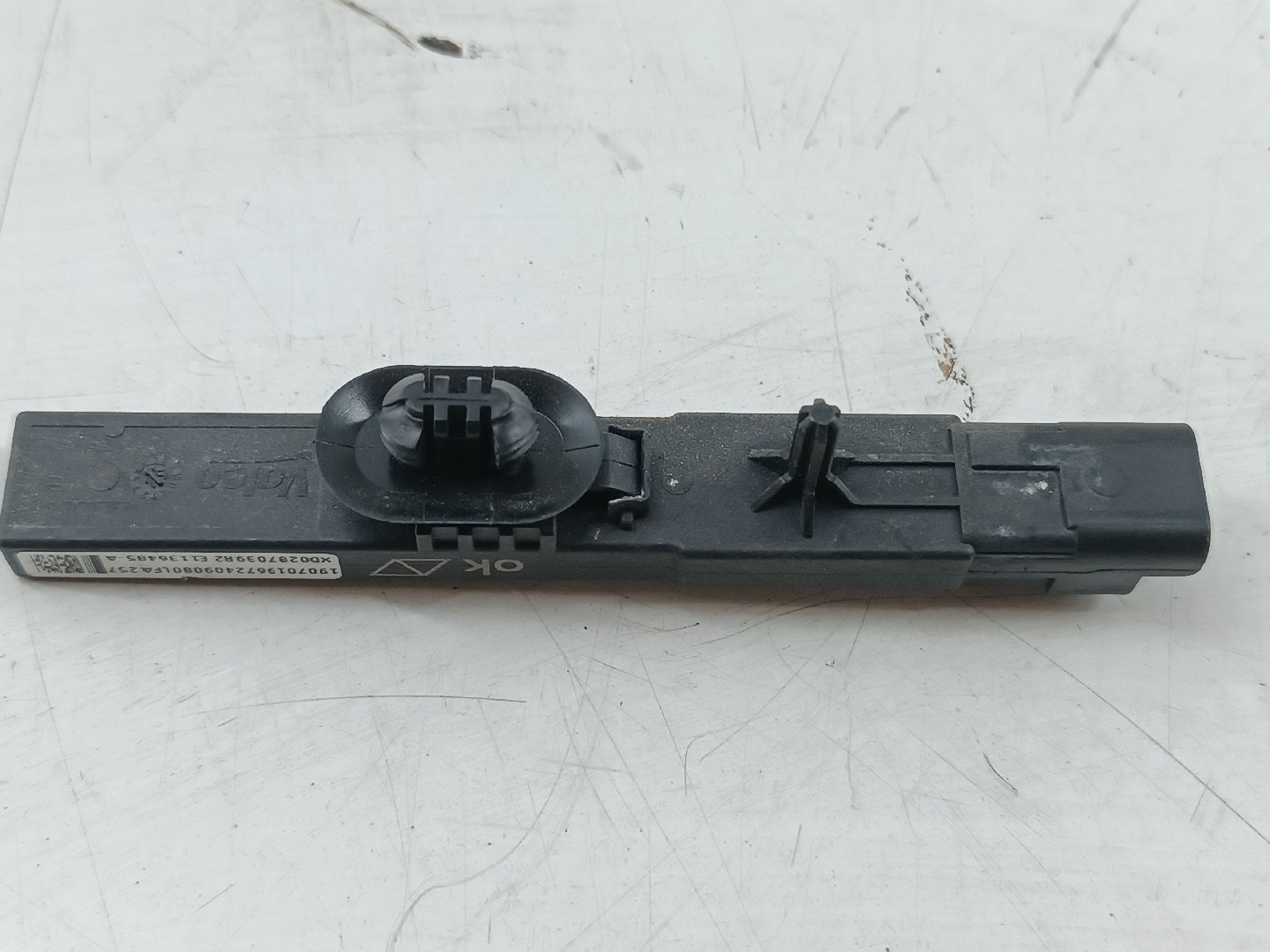 Amplificador de antena PEUGEOT 508 II (FB_, FH_, F3_) | 18 - 