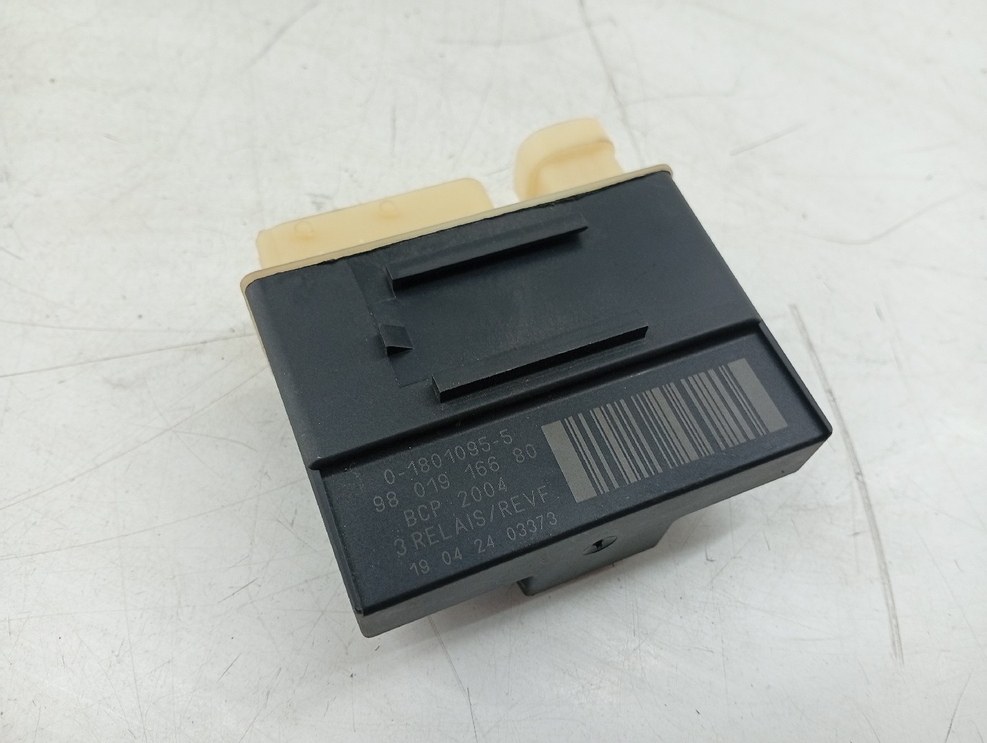 Temporizador das Velas / Rele PEUGEOT 3008 SUV (M_) | 16 -  Imagem-4