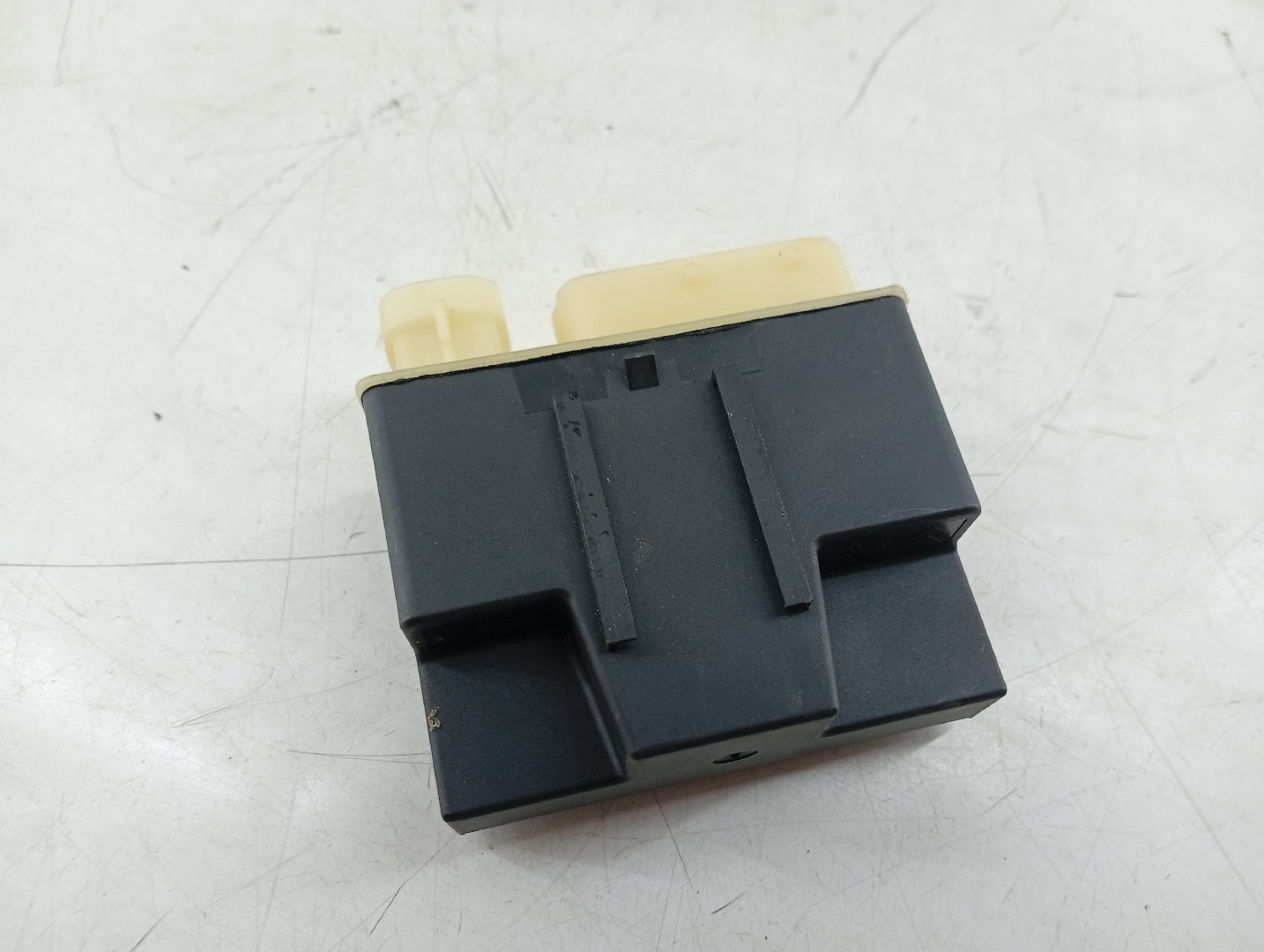 Temporizador das Velas / Rele PEUGEOT 3008 SUV (M_) | 16 -  Imagem-2