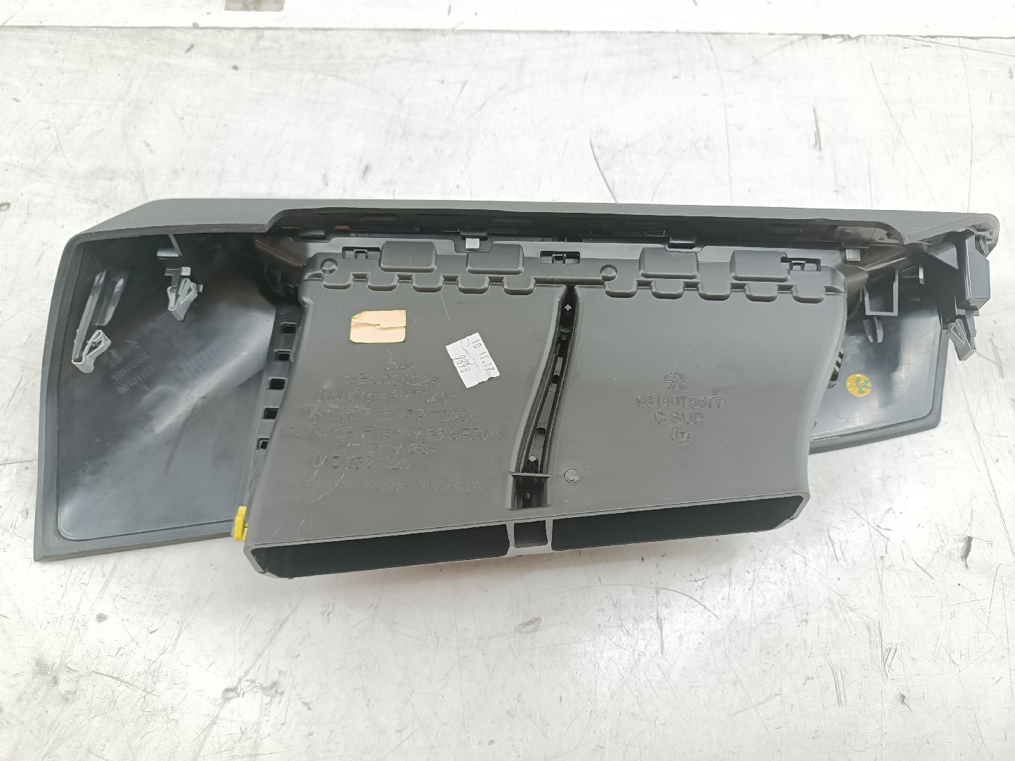 Difusor de ar central PEUGEOT 5008 II | 16 - 