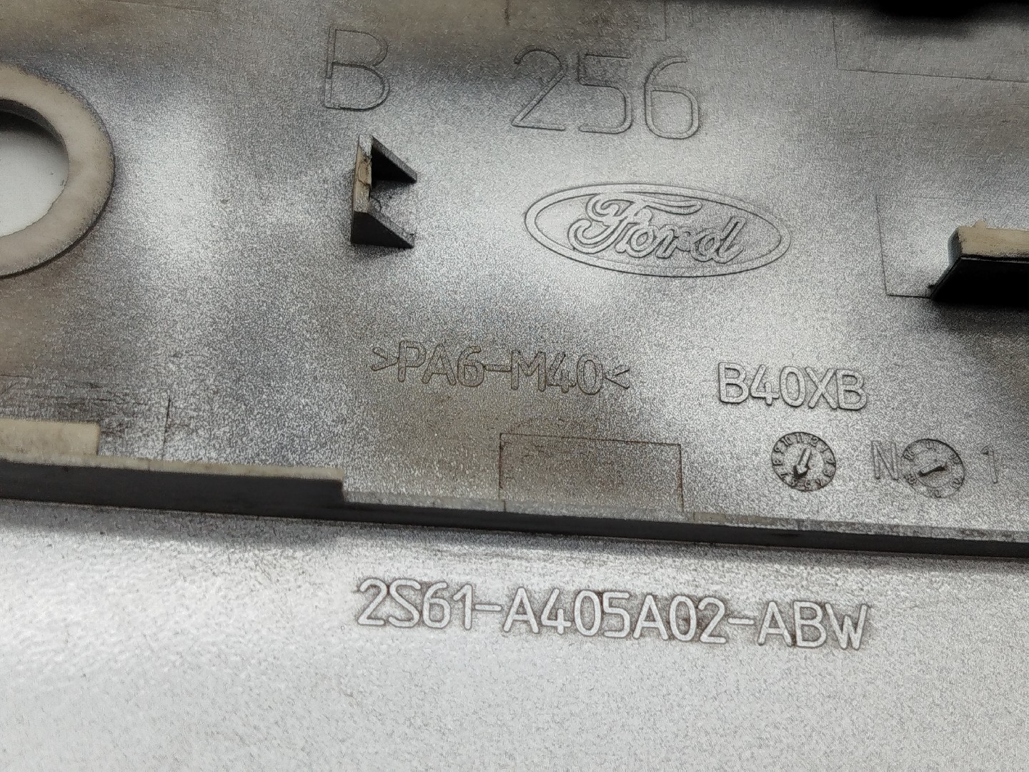 Tampa do Depósito de Combustível FORD FIESTA V (JH_, JD_) | 01 - 14 Imagem-3