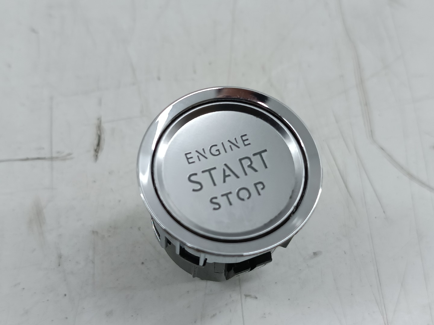 Botão Start/Stop PEUGEOT 508 II (FB_, FH_, F3_) | 18 -  Imagem-2