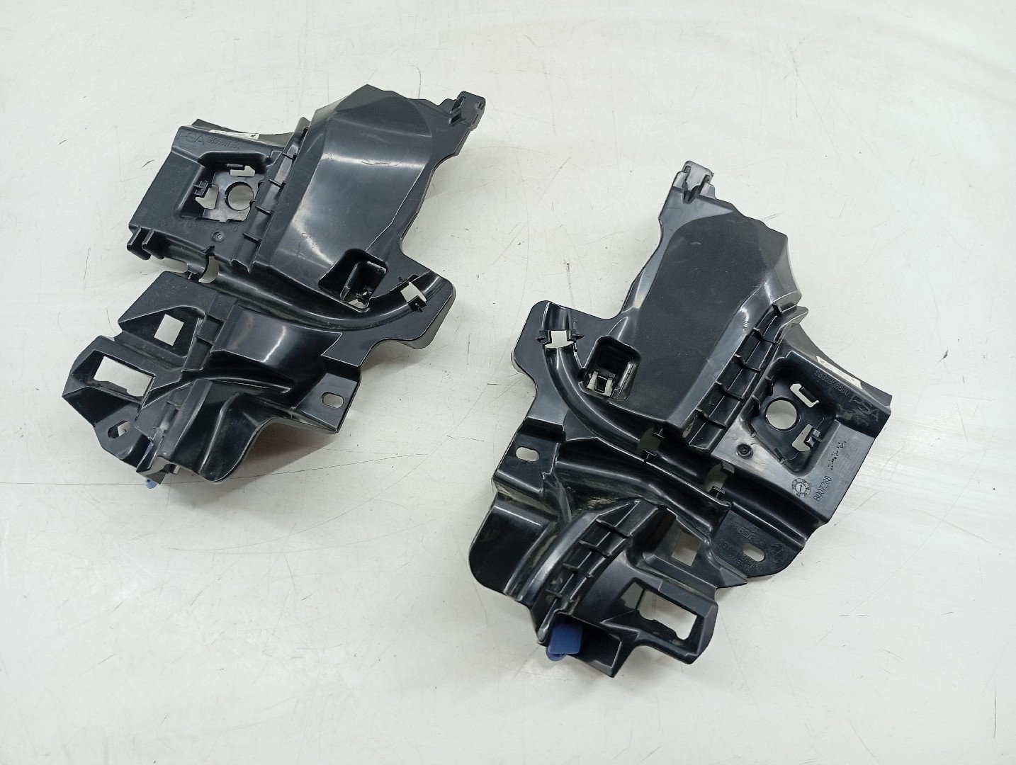 Suporte de montagem de para-choques PEUGEOT 308 III