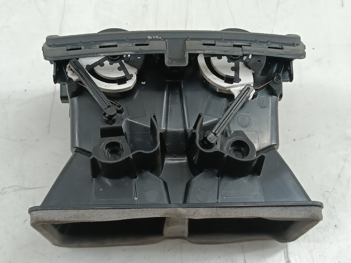 Difusor de ar PEUGEOT 308 III