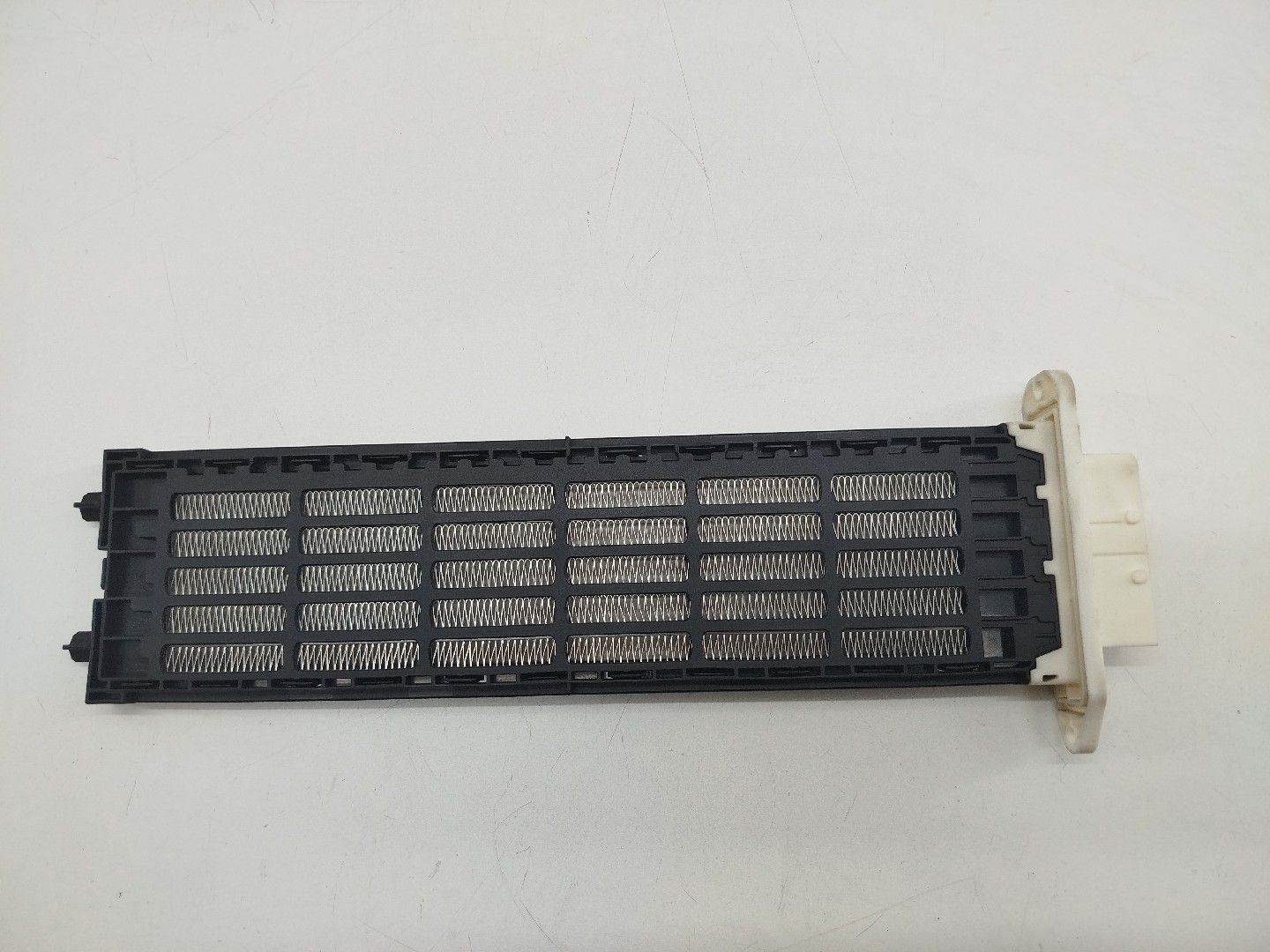 Resistência PEUGEOT 3008 SUV (M_) | 16 - 