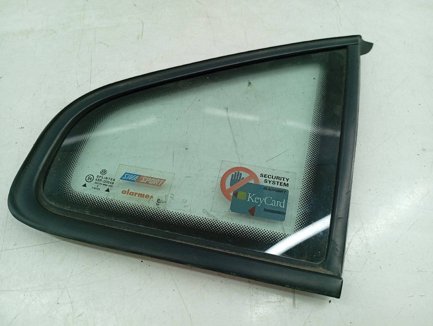 Vidro Painel Tras Direito VOLKSWAGEN PASSAT (3B2) | 96 - 01 Imagem-3