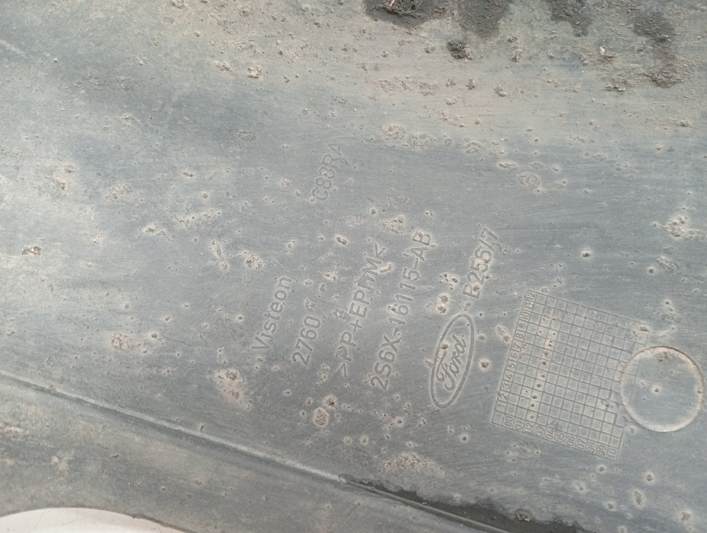 Cava de Roda Frente Esquerda FORD FIESTA V (JH_, JD_) | 01 - 14 Imagem-1