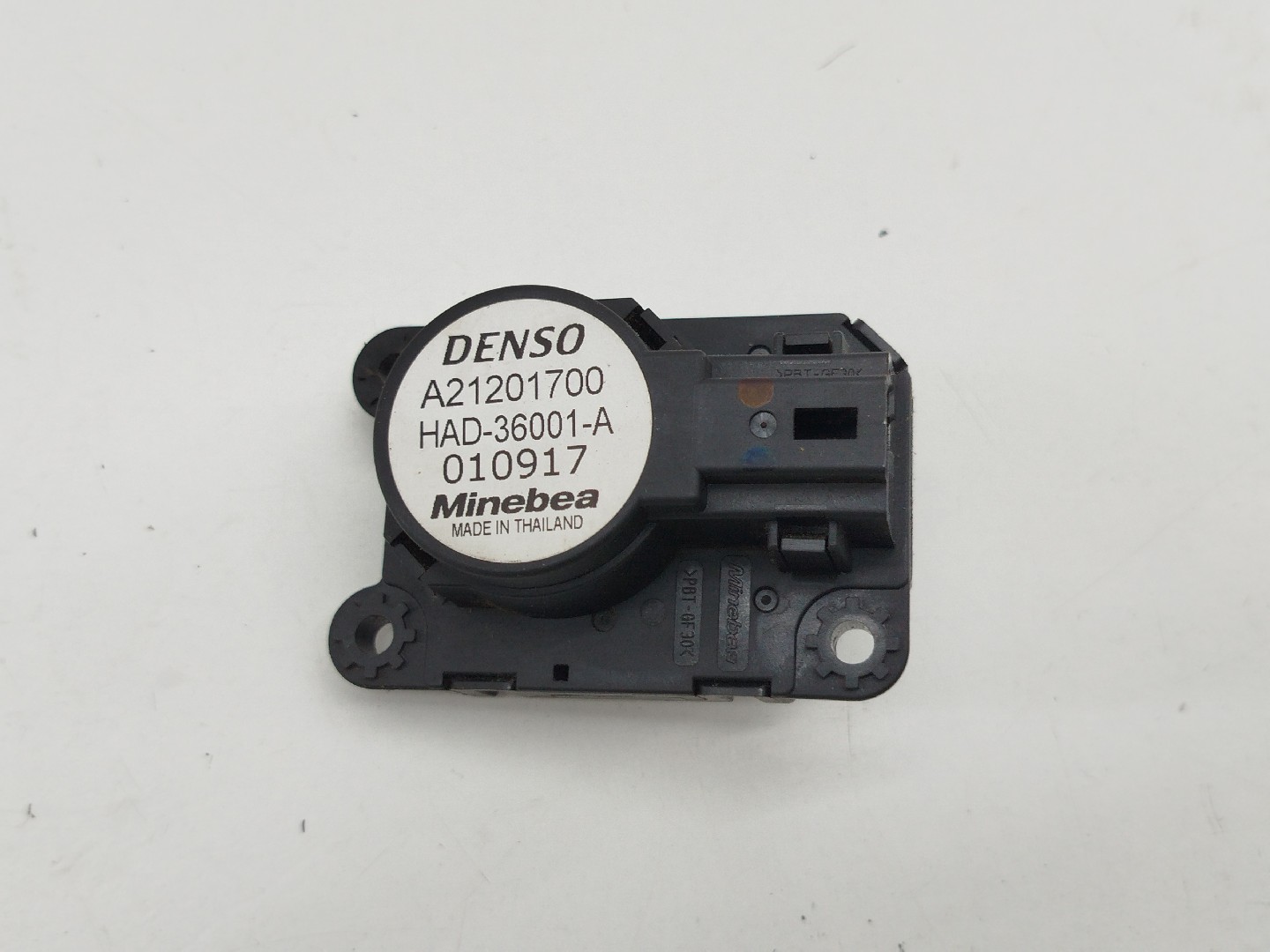 Atuador da Climatizaçao / Sofagem  PEUGEOT 3008 SUV (M_) | 16 -  Imagem-4