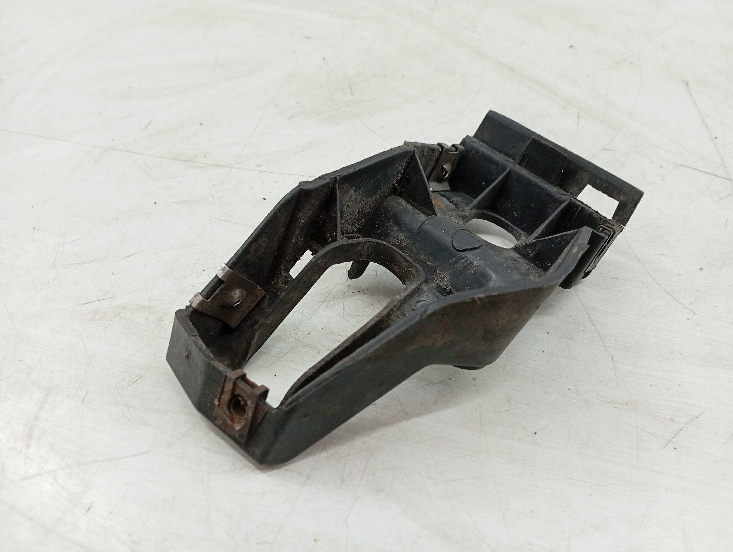Guia do Para choques AUDI A4 Avant (8E5, B6) | 00 - 05 Imagem-5