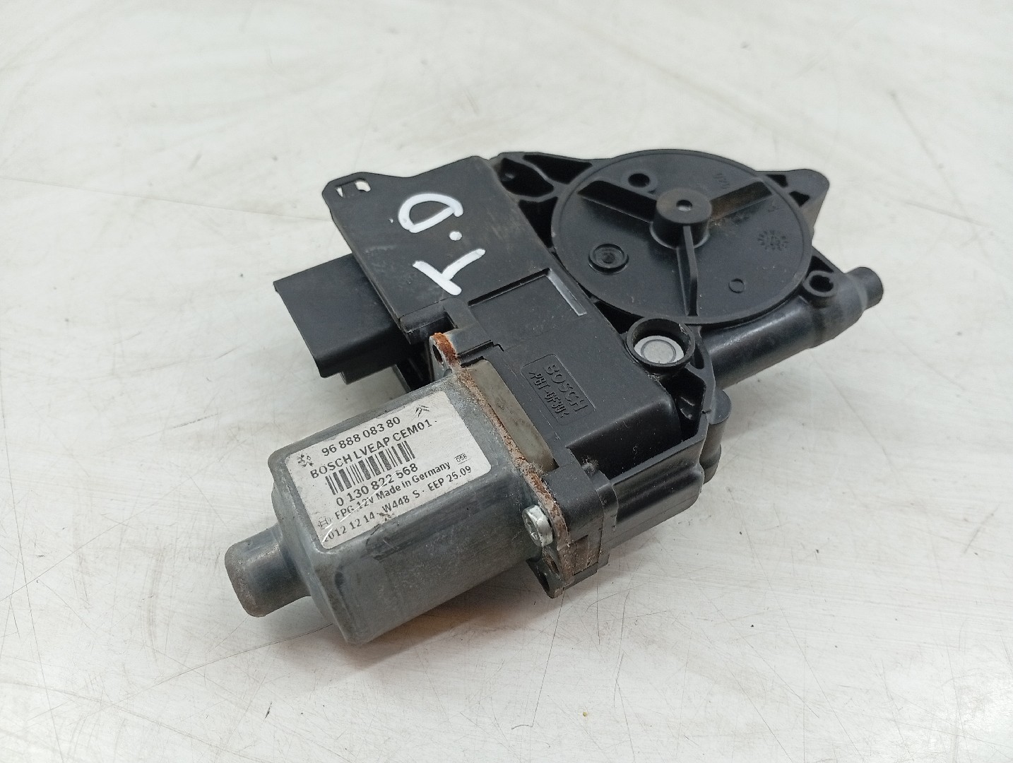 Motor de vidro traseiro direito PEUGEOT 508 SW I (8E_) | 10 - 18 Imagem-2