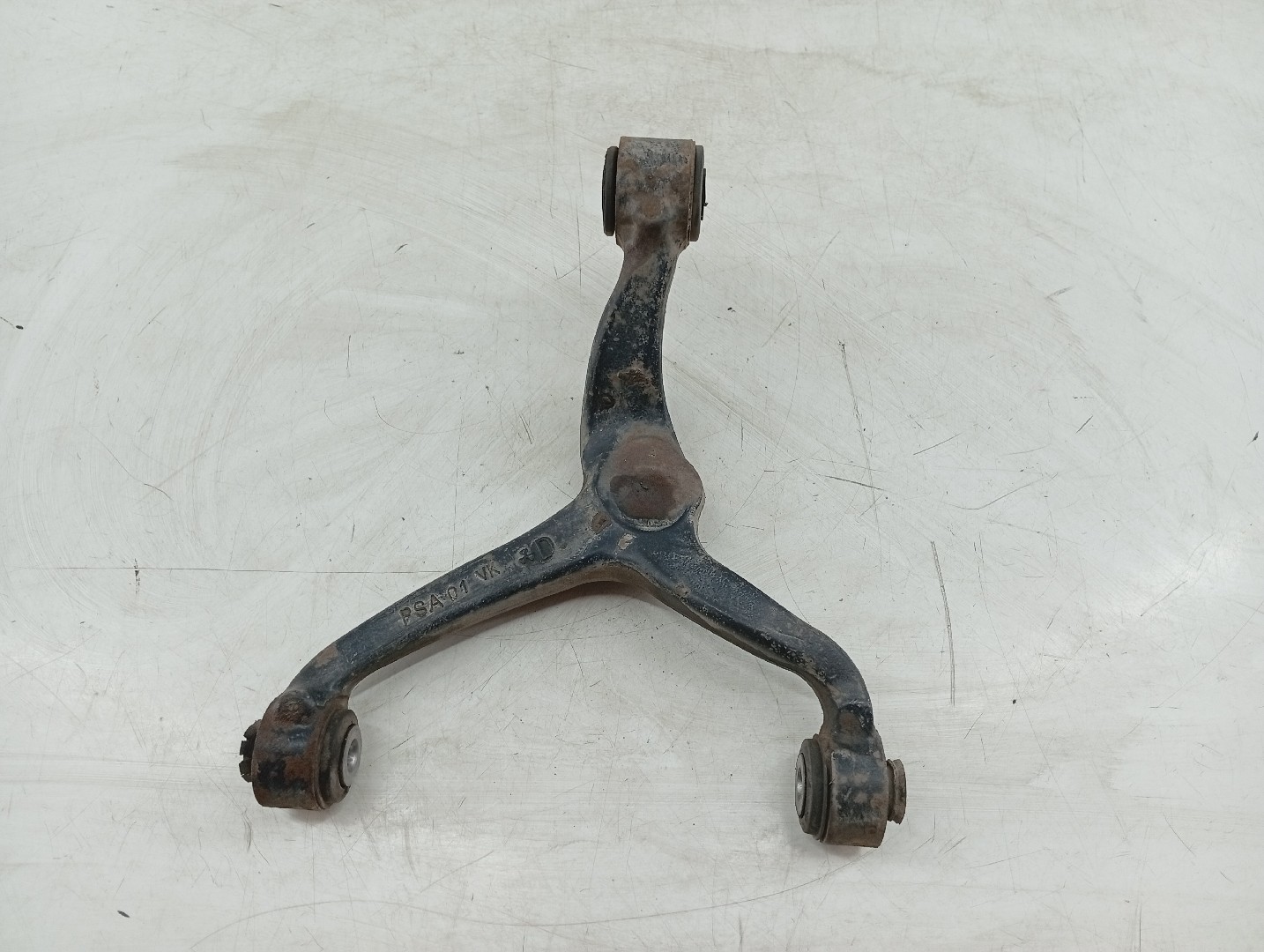 Braço de Suspensão traseiro direito CITROEN DS5 | 11 - 15