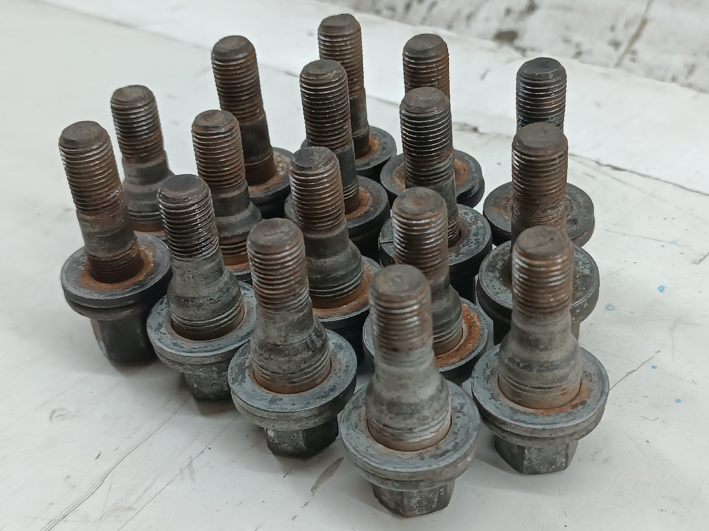 Pernos CITROEN DS5 | 11 - 15 Imagem-2