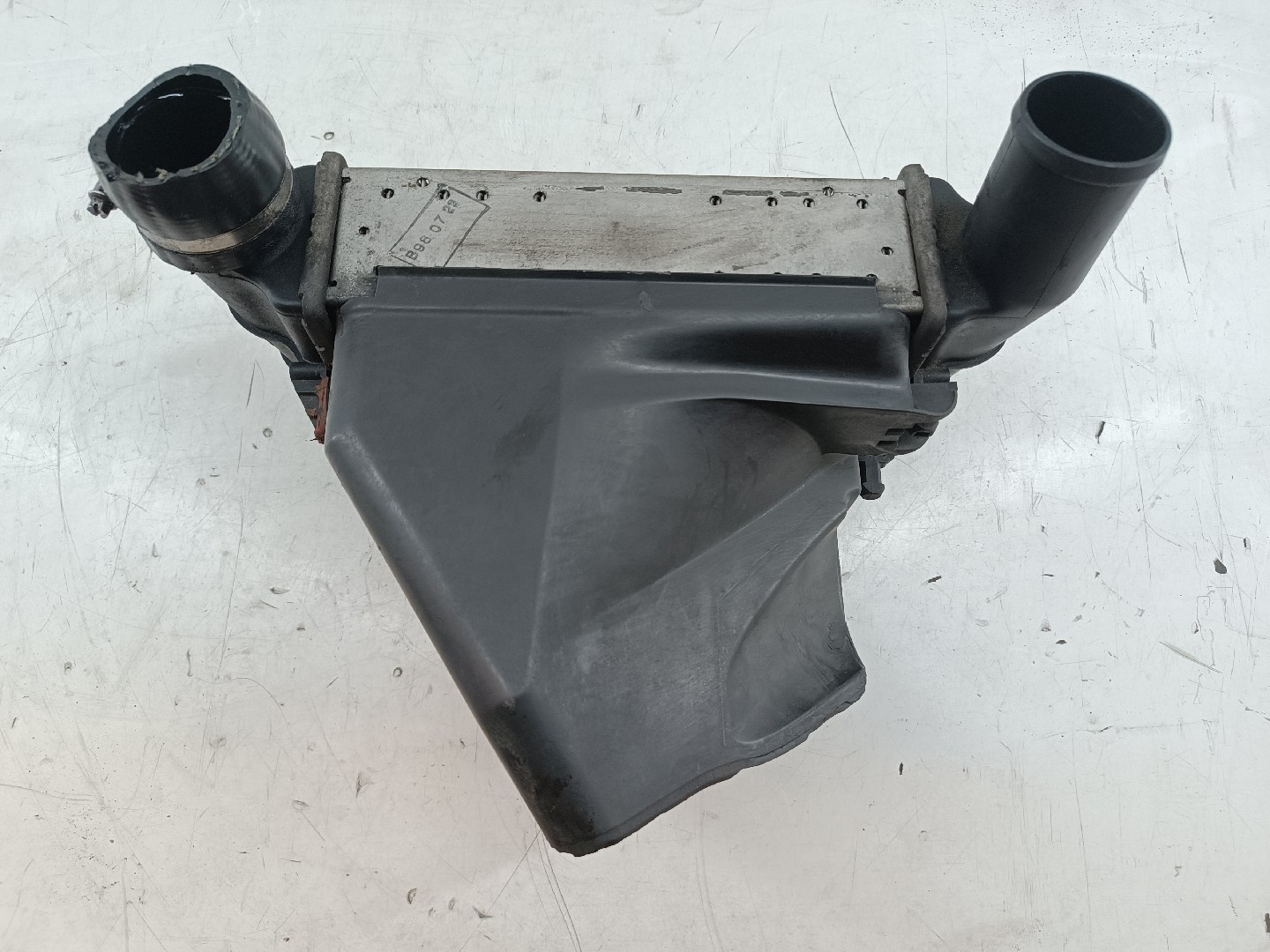 Radiador do Intercooler VOLKSWAGEN PASSAT (3B2) | 96 - 01 Imagem-1