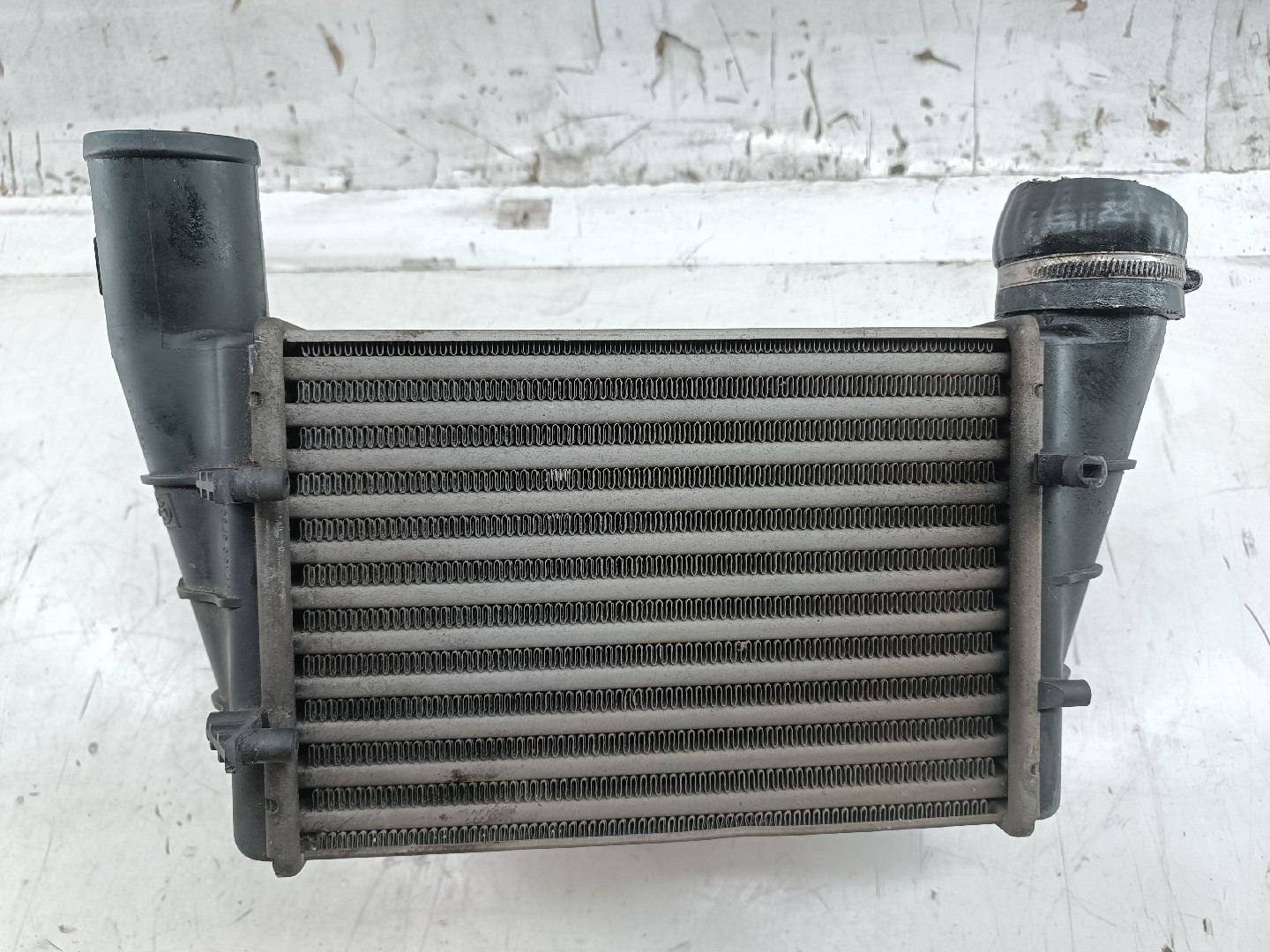 Radiador do Intercooler VOLKSWAGEN PASSAT (3B2) | 96 - 01 Imagem-4
