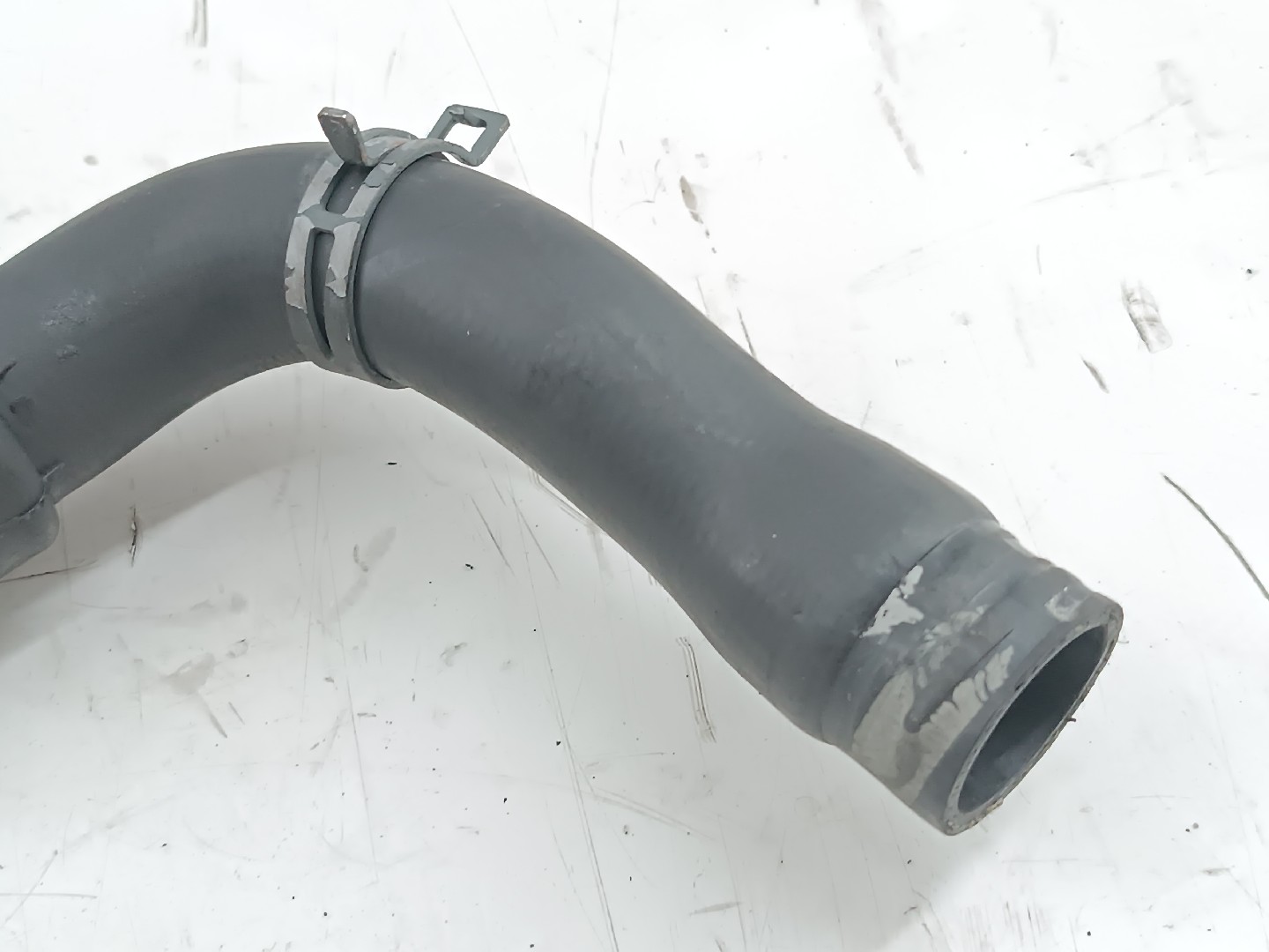 Tubo de Água VOLKSWAGEN PASSAT (3B2) | 96 - 01 Imagem-1