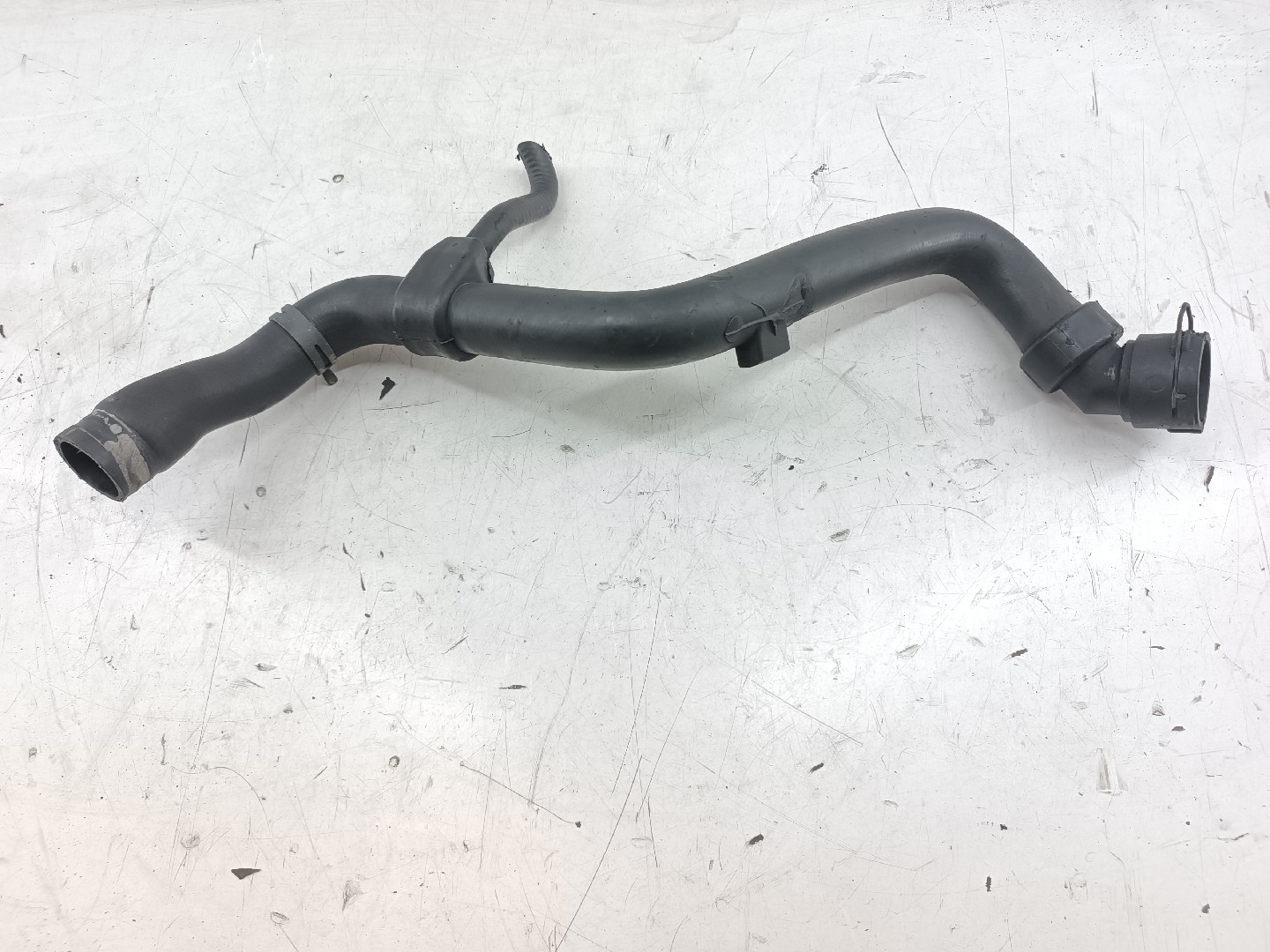 Tubo de Água VOLKSWAGEN PASSAT (3B2) | 96 - 01 Imagem-5