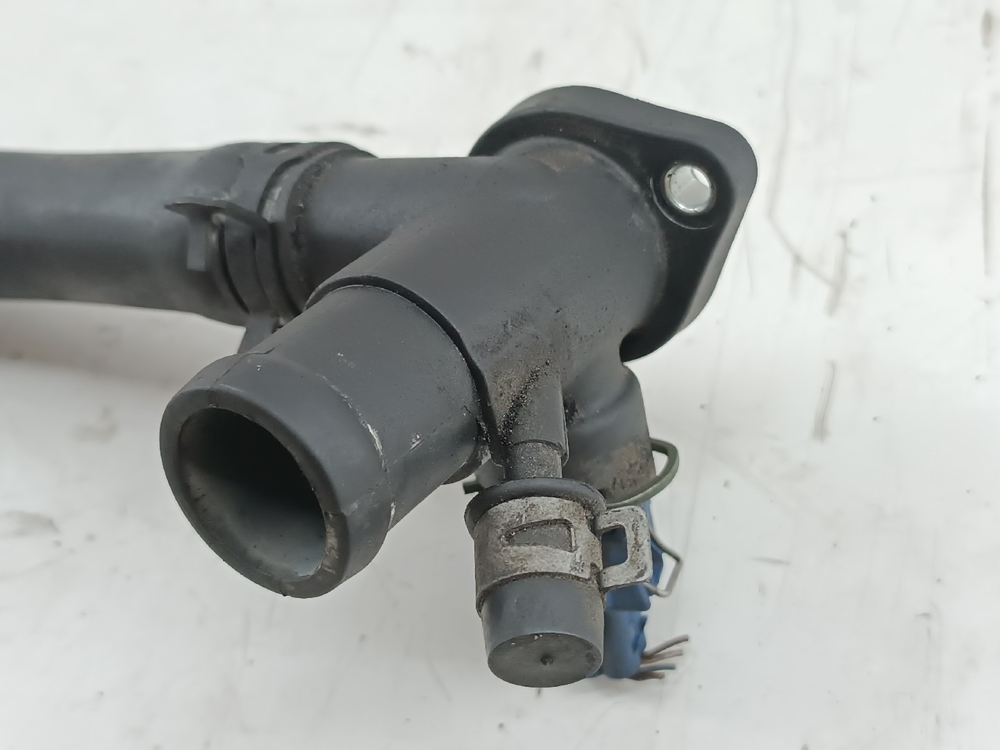 Carcaça de termostato VOLKSWAGEN PASSAT (3B2) | 96 - 01 Imagem-1