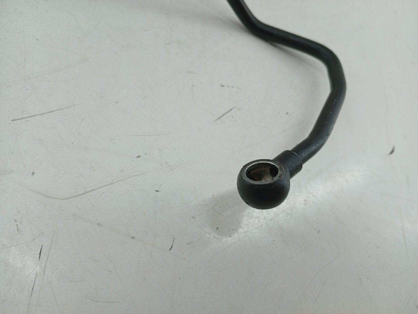 Tubo de alimentação de óleo para Turbo VOLKSWAGEN PASSAT (3B2) | 96 - 01 Imagem-1