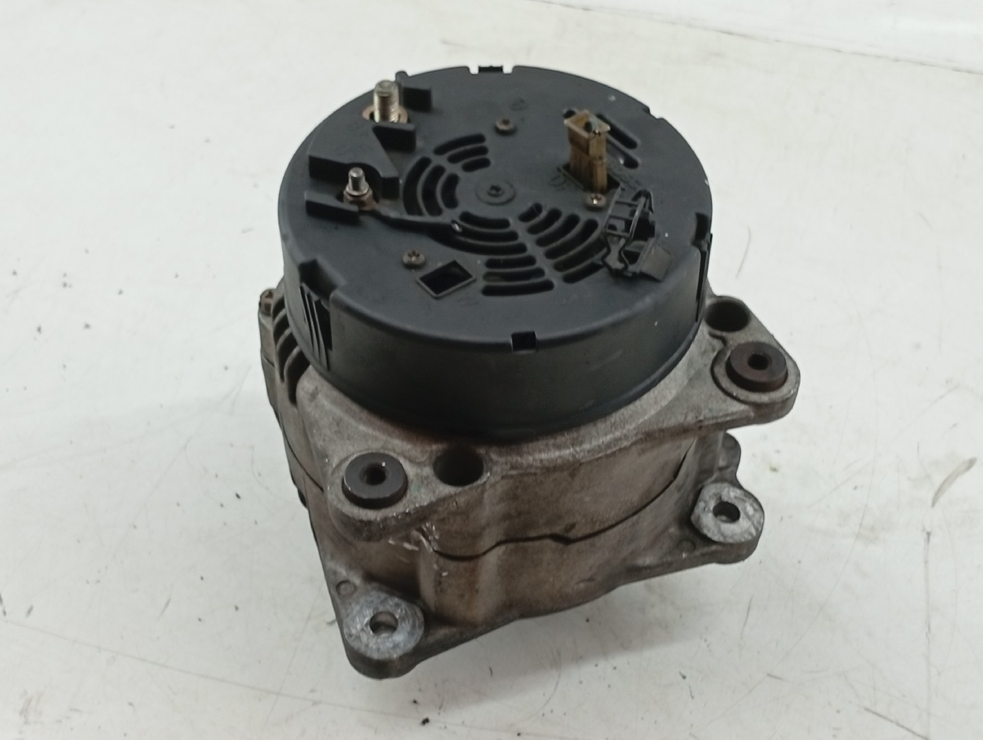 Alternador VOLKSWAGEN PASSAT (3B2) | 96 - 01