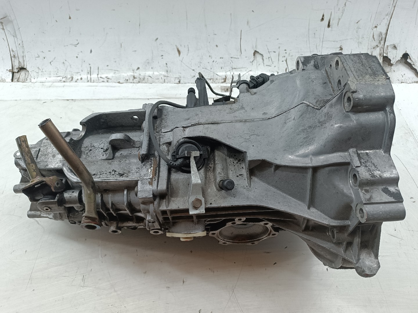 Caixa de Velocidades Manual VOLKSWAGEN PASSAT (3B2) | 96 - 01