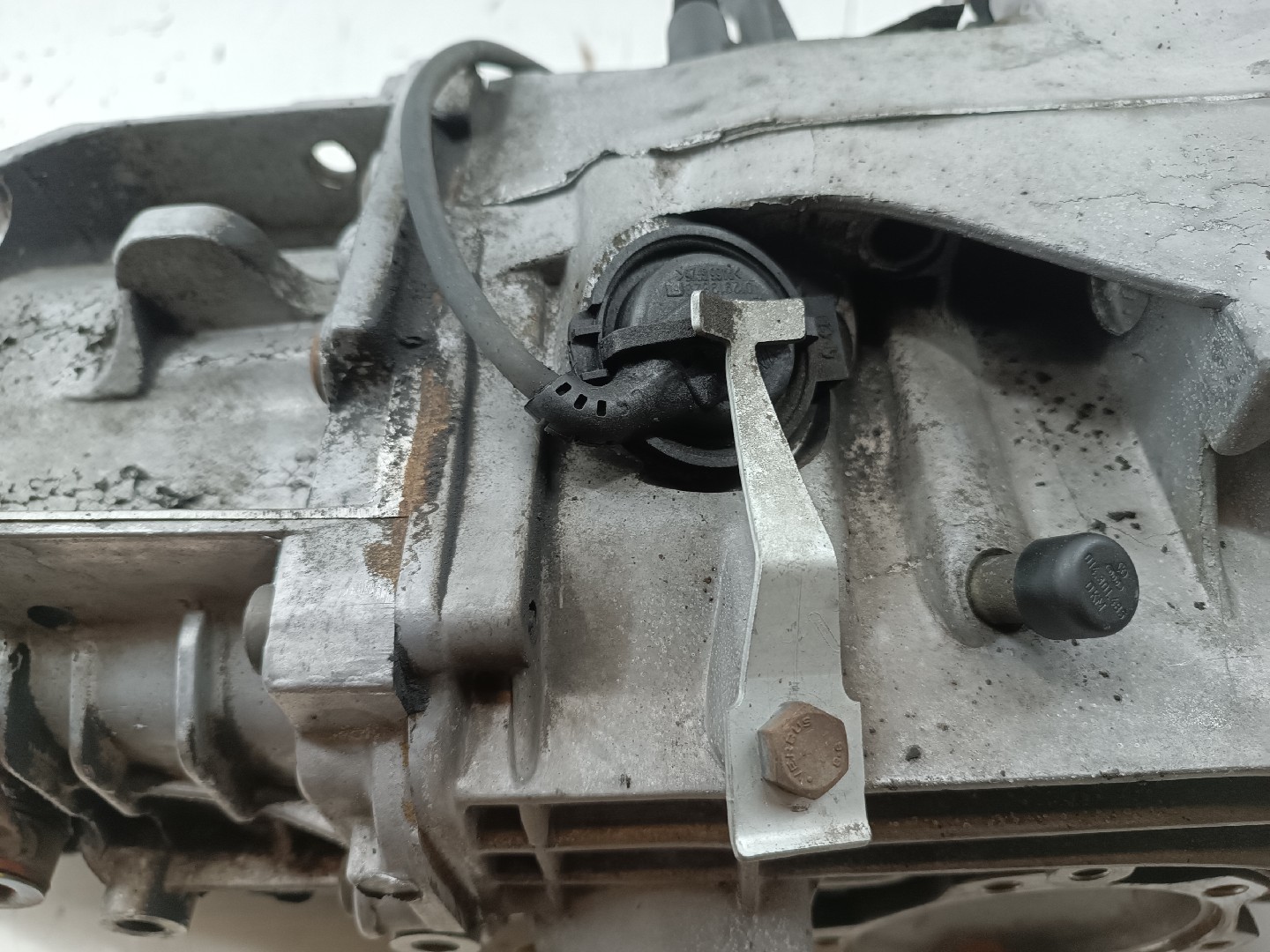 Caixa de Velocidades Manual VOLKSWAGEN PASSAT (3B2) | 96 - 01 Imagem-1