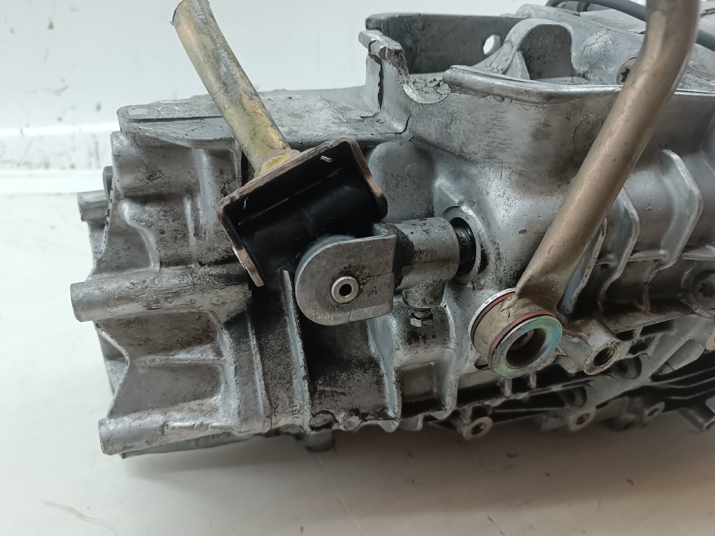 Caixa de Velocidades Manual VOLKSWAGEN PASSAT (3B2) | 96 - 01 Imagem-2