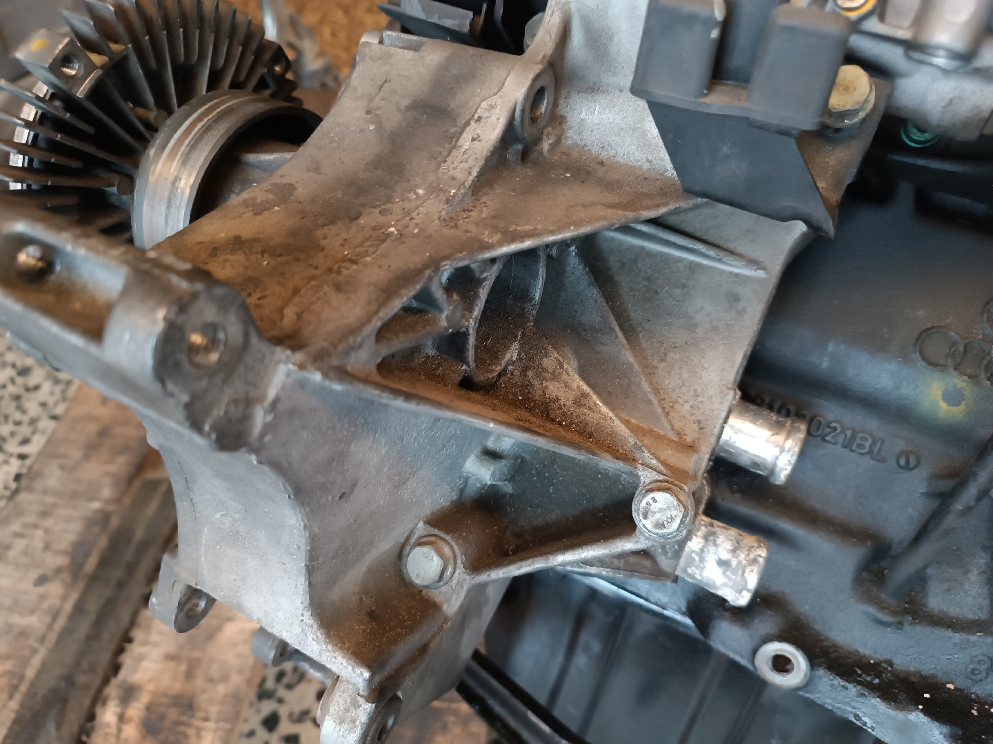 Motor VOLKSWAGEN PASSAT (3B2) | 96 - 01 Imagem-3