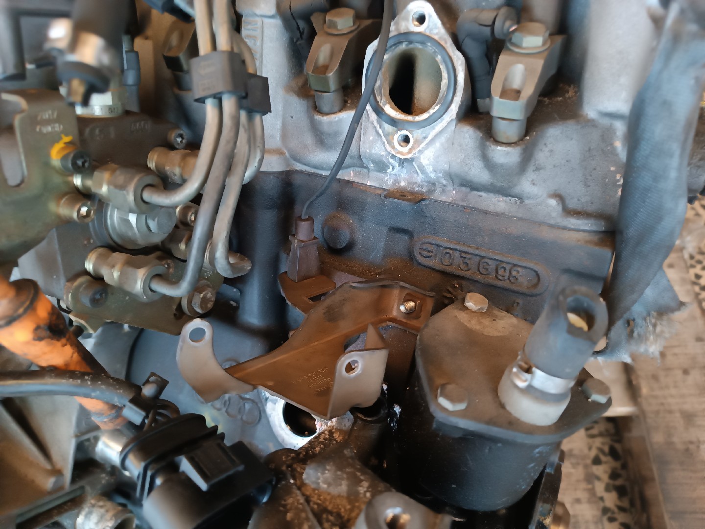 Motor VOLKSWAGEN PASSAT (3B2) | 96 - 01 Imagem-2