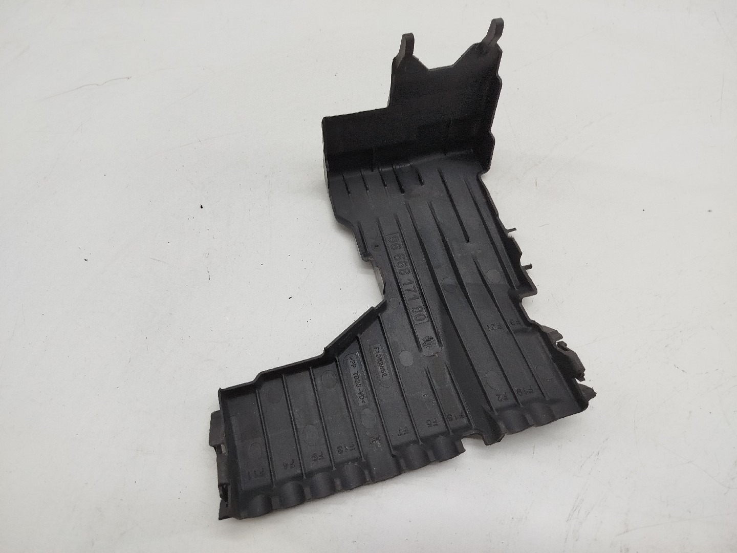 Tampa de caixa de fusiveis CITROEN DS5 | 11 - 15 Imagem-5