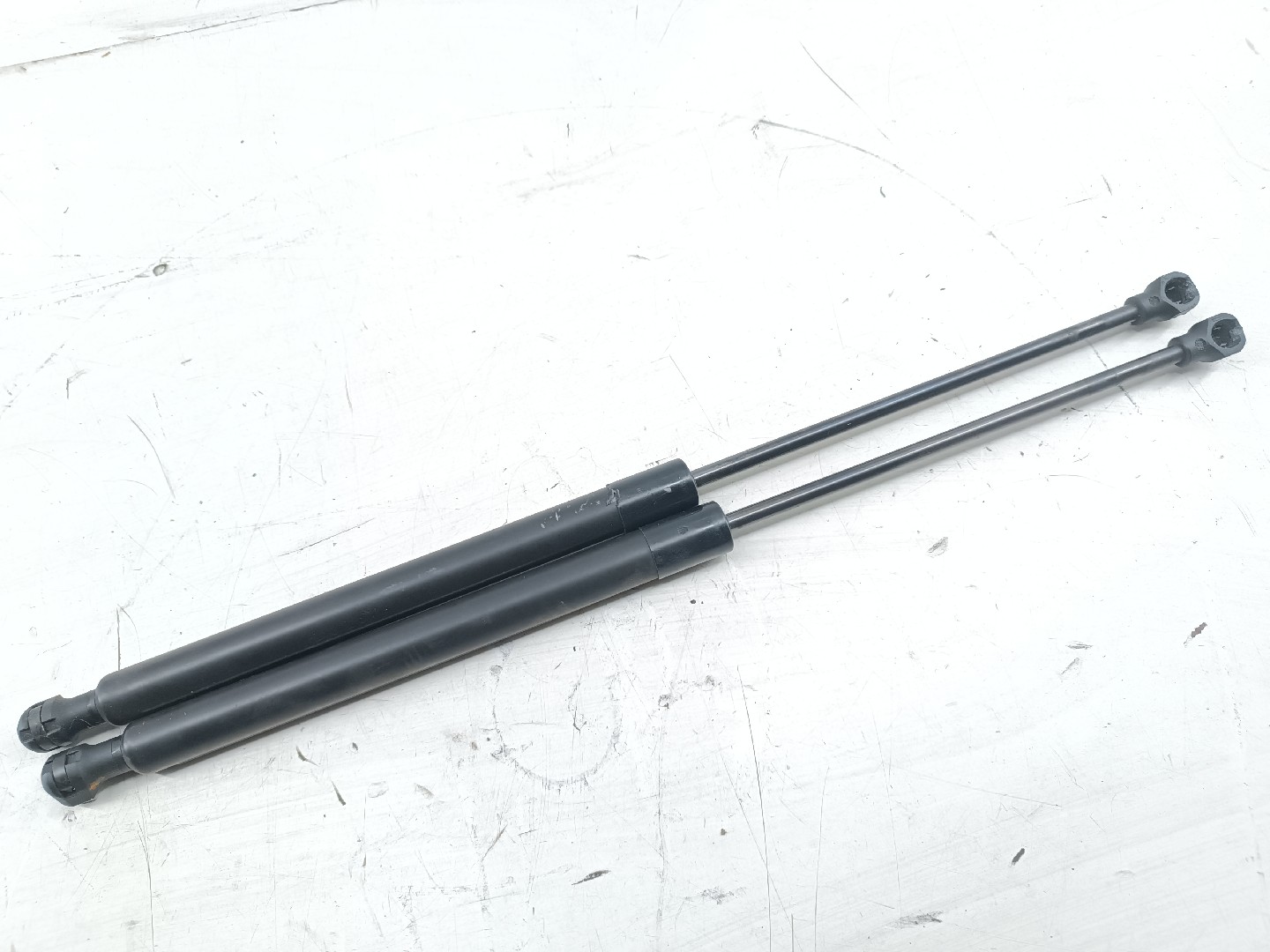 Amortecedores de mala esq. / Dir. PEUGEOT 208 II (UB_, UP_, UW_, UJ_) | 19 -  Imagem-4